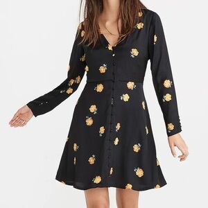 Madewell Lilyblossom Button-Front Dress in Floating Florets Black & Yellow